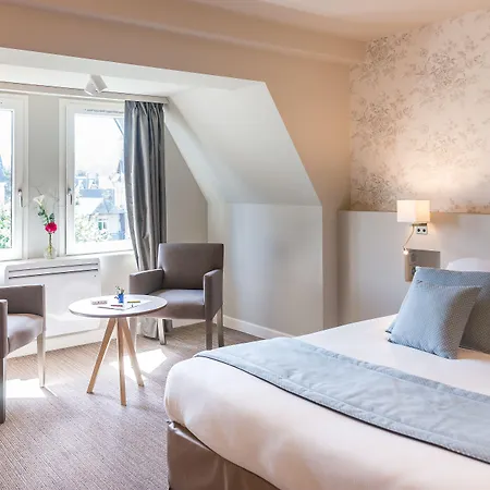 Odette אתר נופש 3*