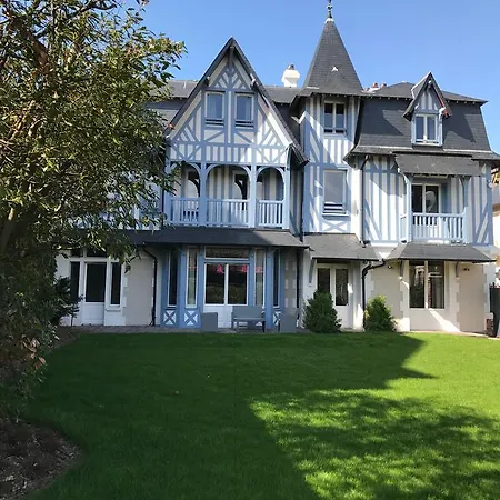 אתר נופש Odette 3*